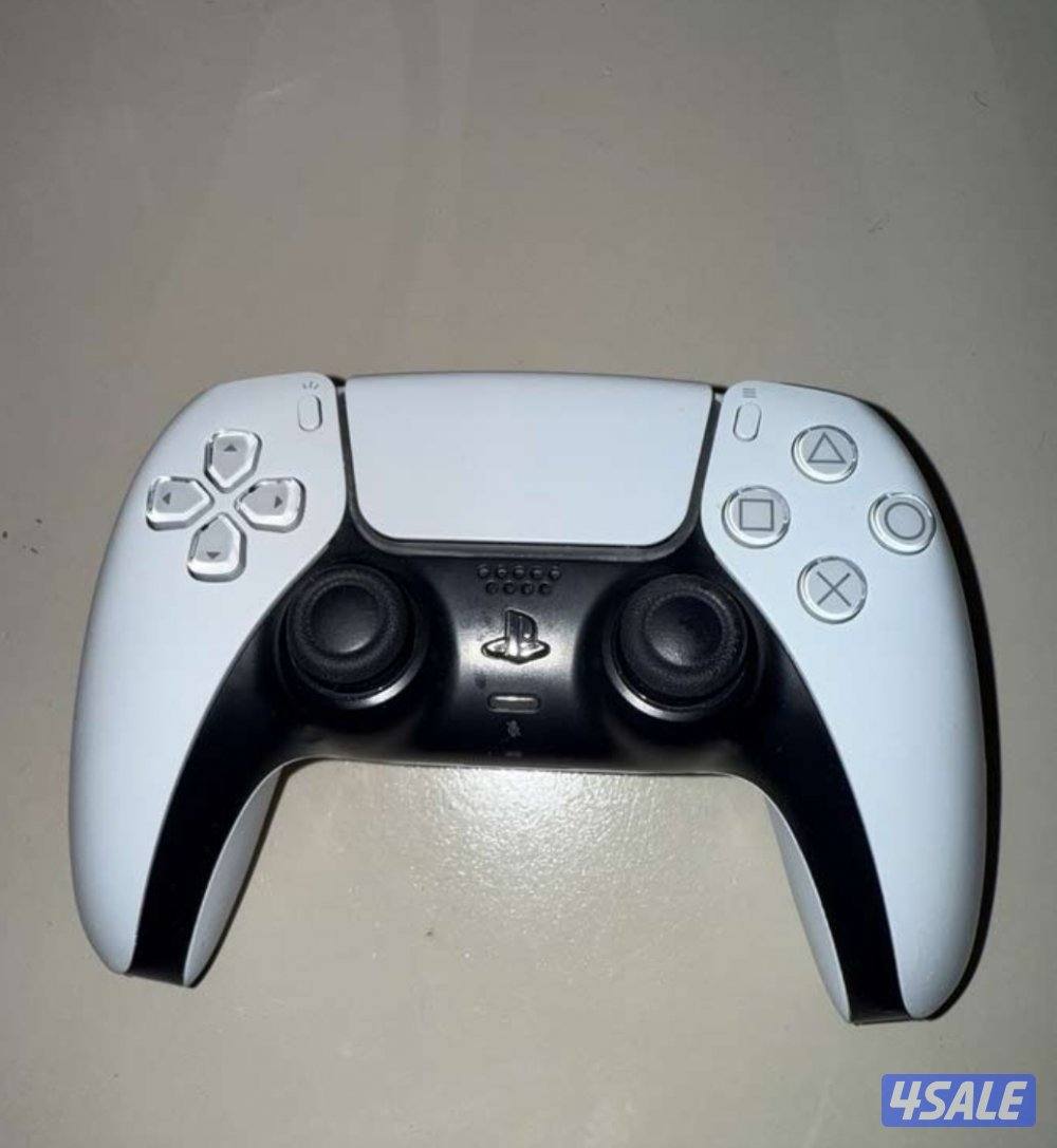 يد سوني فيف بحاله ممتازه نفس الجديد0