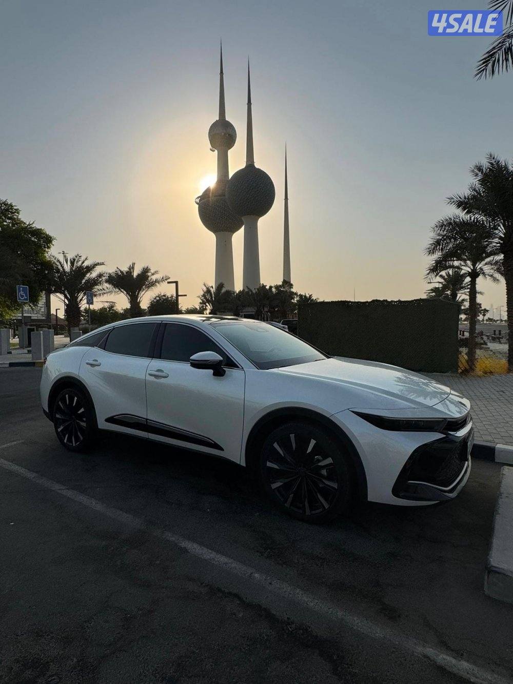 تويوتا كراون.0