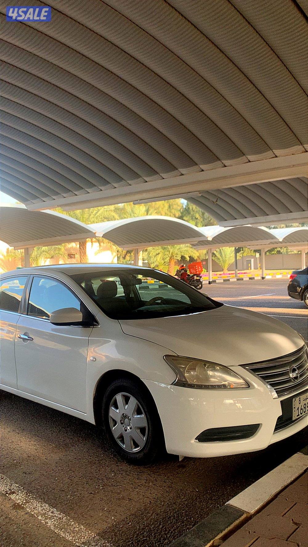 للبيع نيسان سينترا4