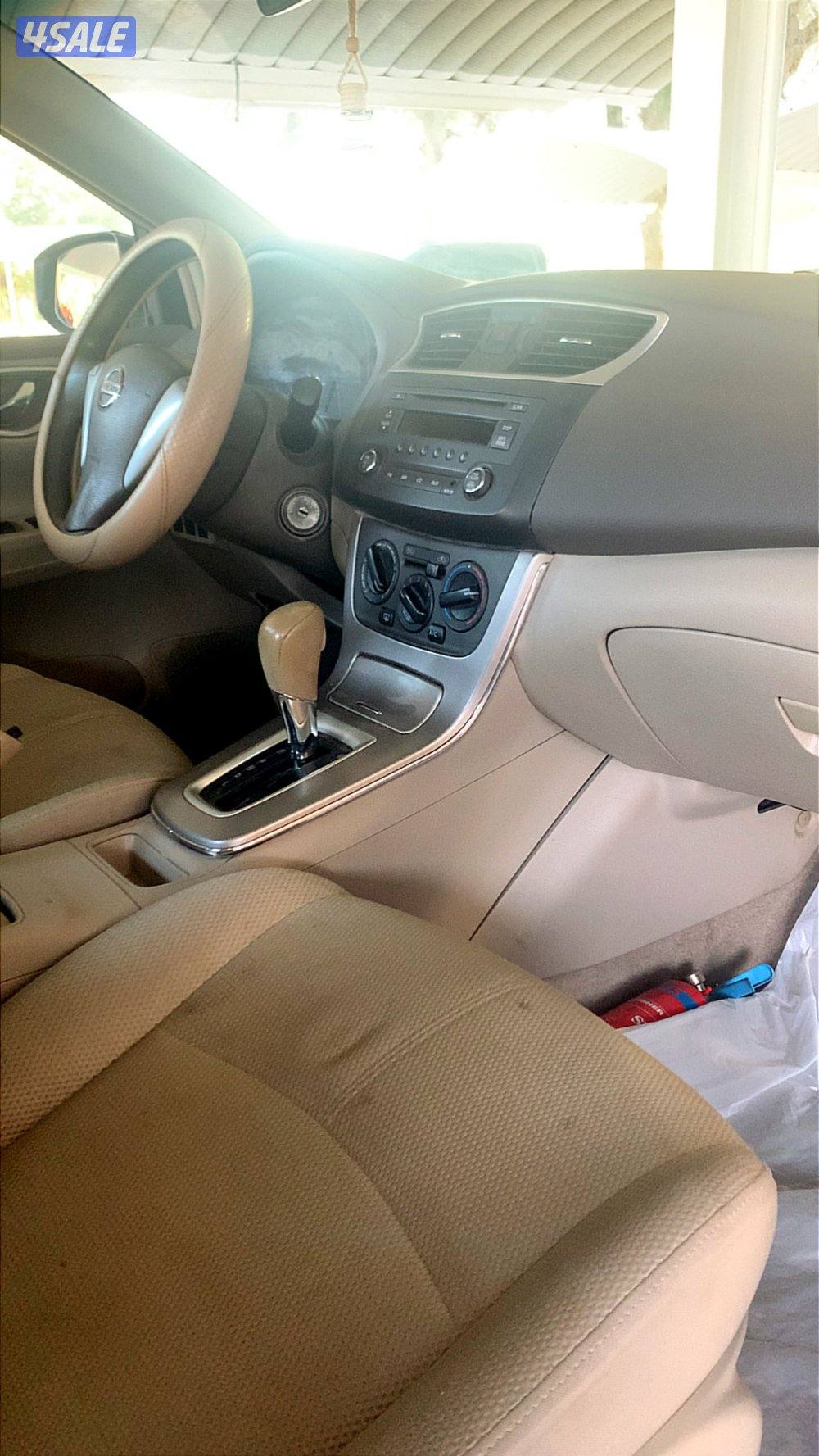 للبيع نيسان سينترا5