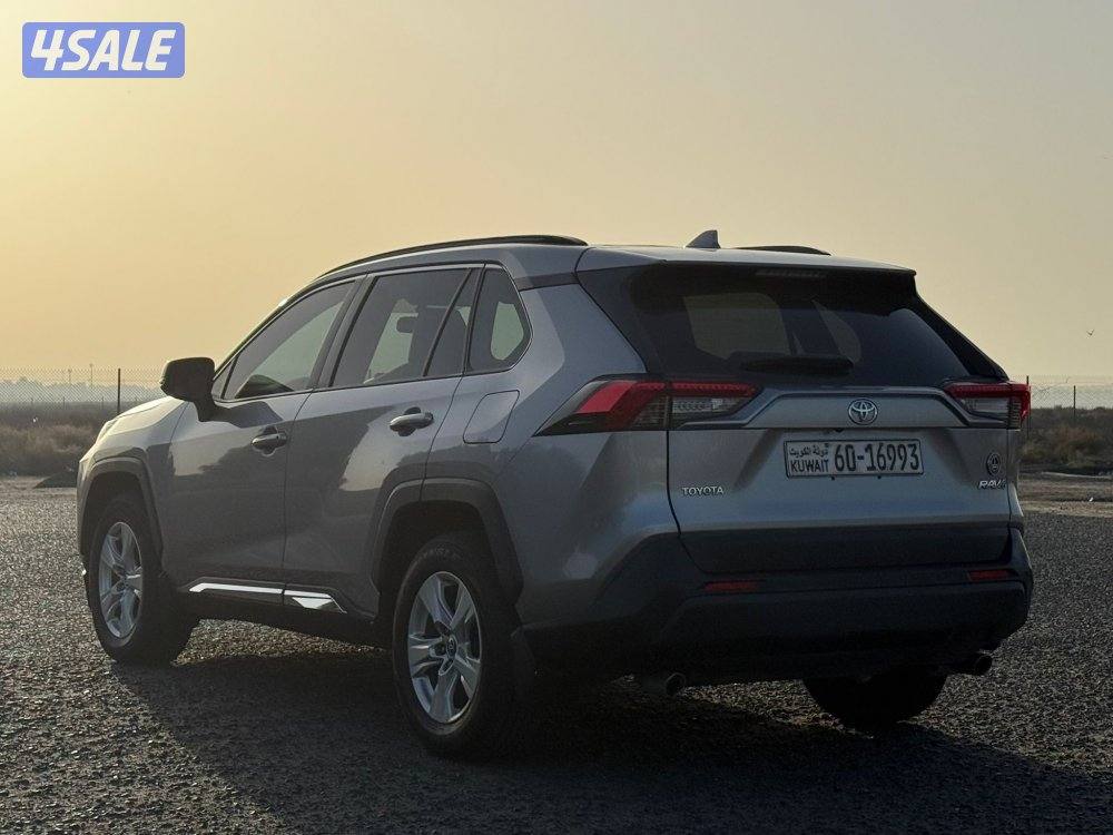 للبيع راف 4 موديل 2021 شرط الفحص بالكامل2