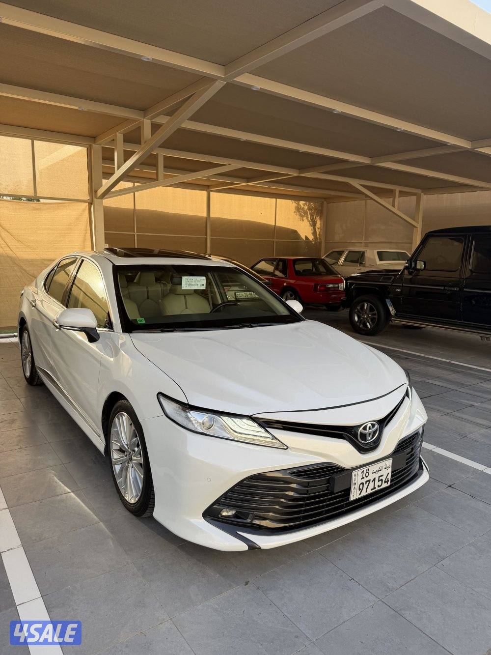 للبيع كامري 2020 ليمتد عداد 178 صبغ وكاله عدا قطعة0