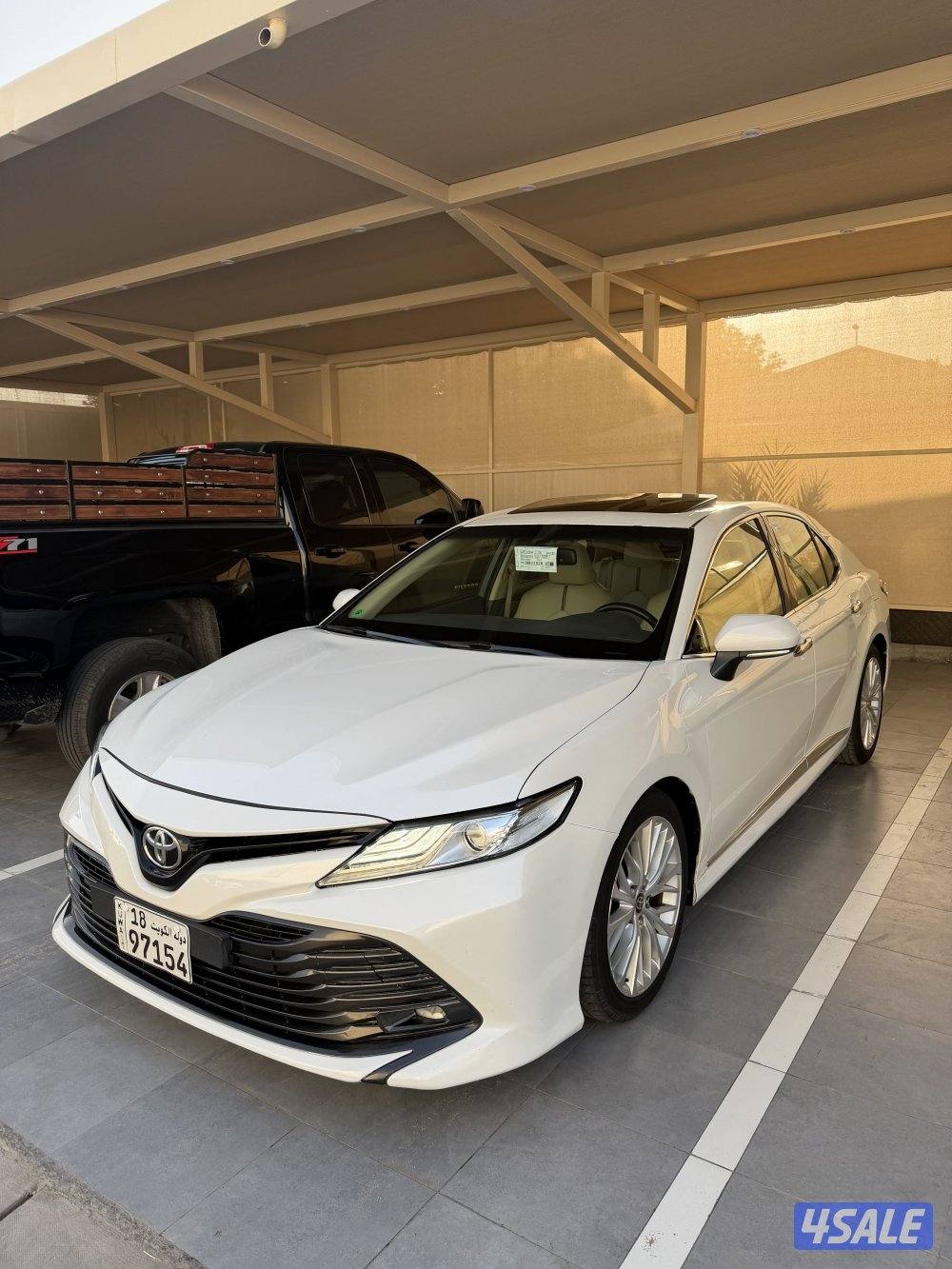 للبيع كامري 2020 ليمتد عداد 178 صبغ وكاله عدا قطعة1