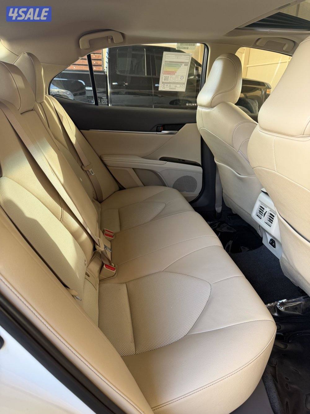 للبيع كامري 2020 ليمتد عداد 178 صبغ وكاله عدا قطعة5