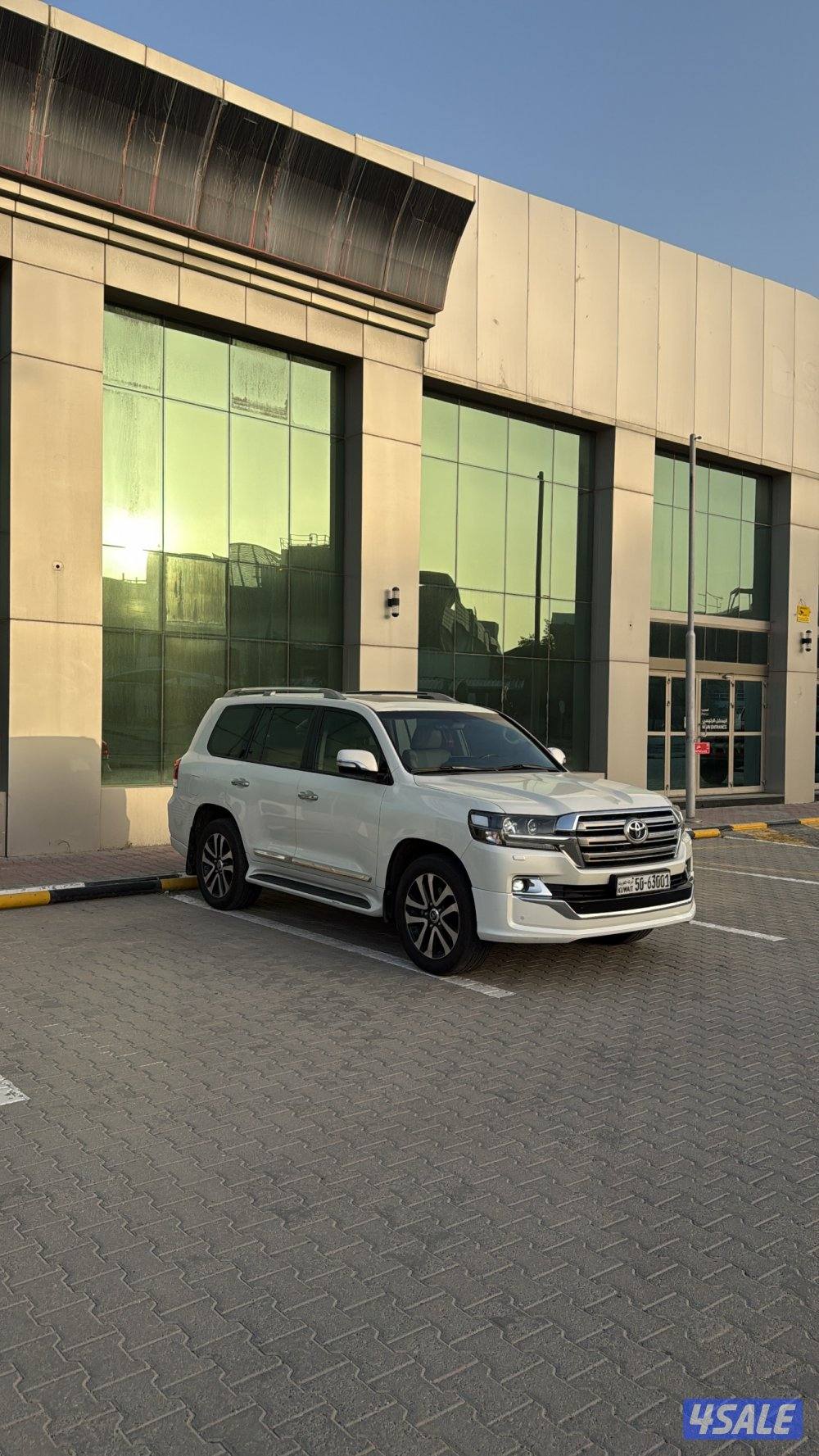 للبيع لاند تورينق 20192