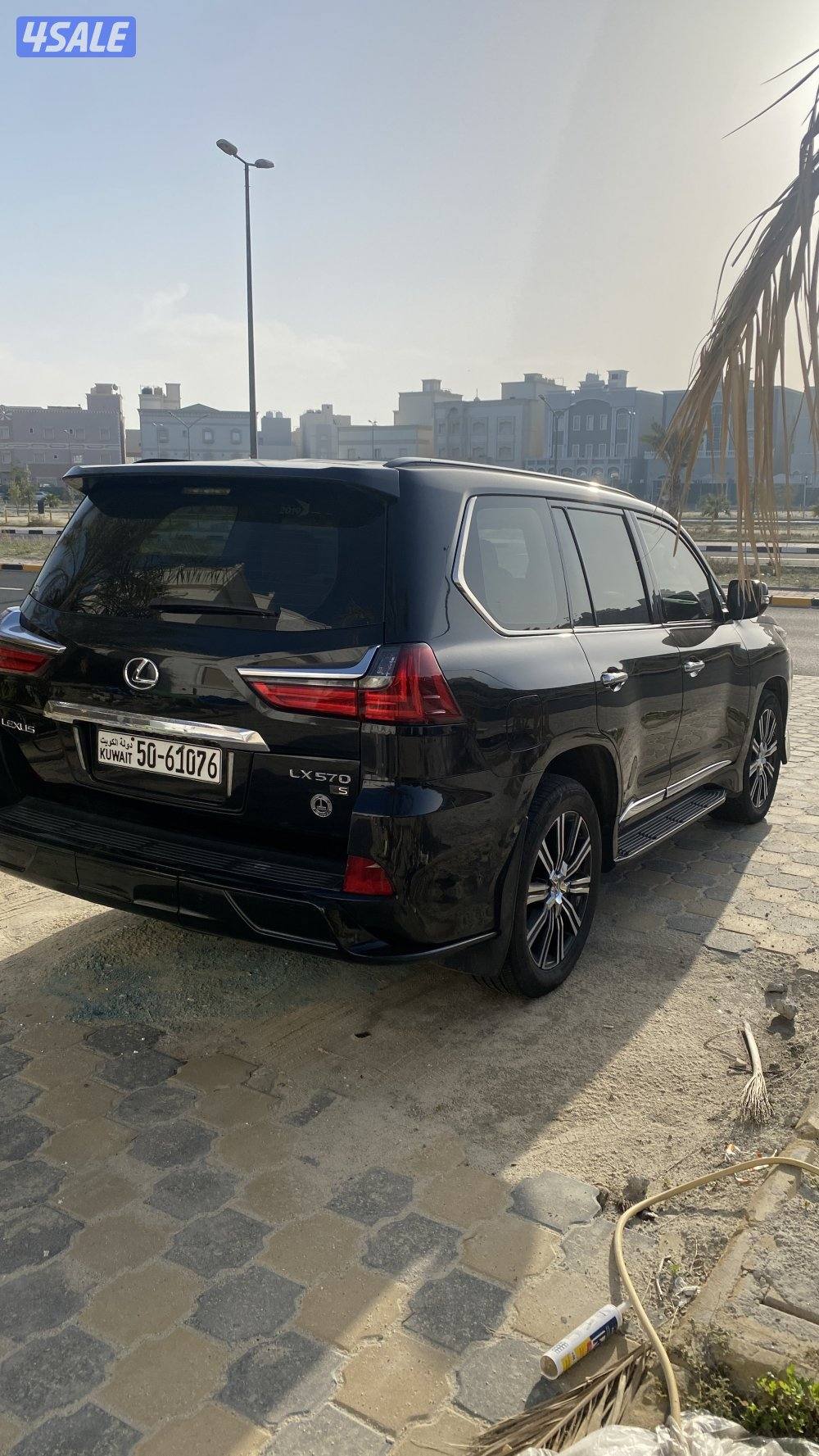 جيب لكزس سبورت الدرجة الأولى3