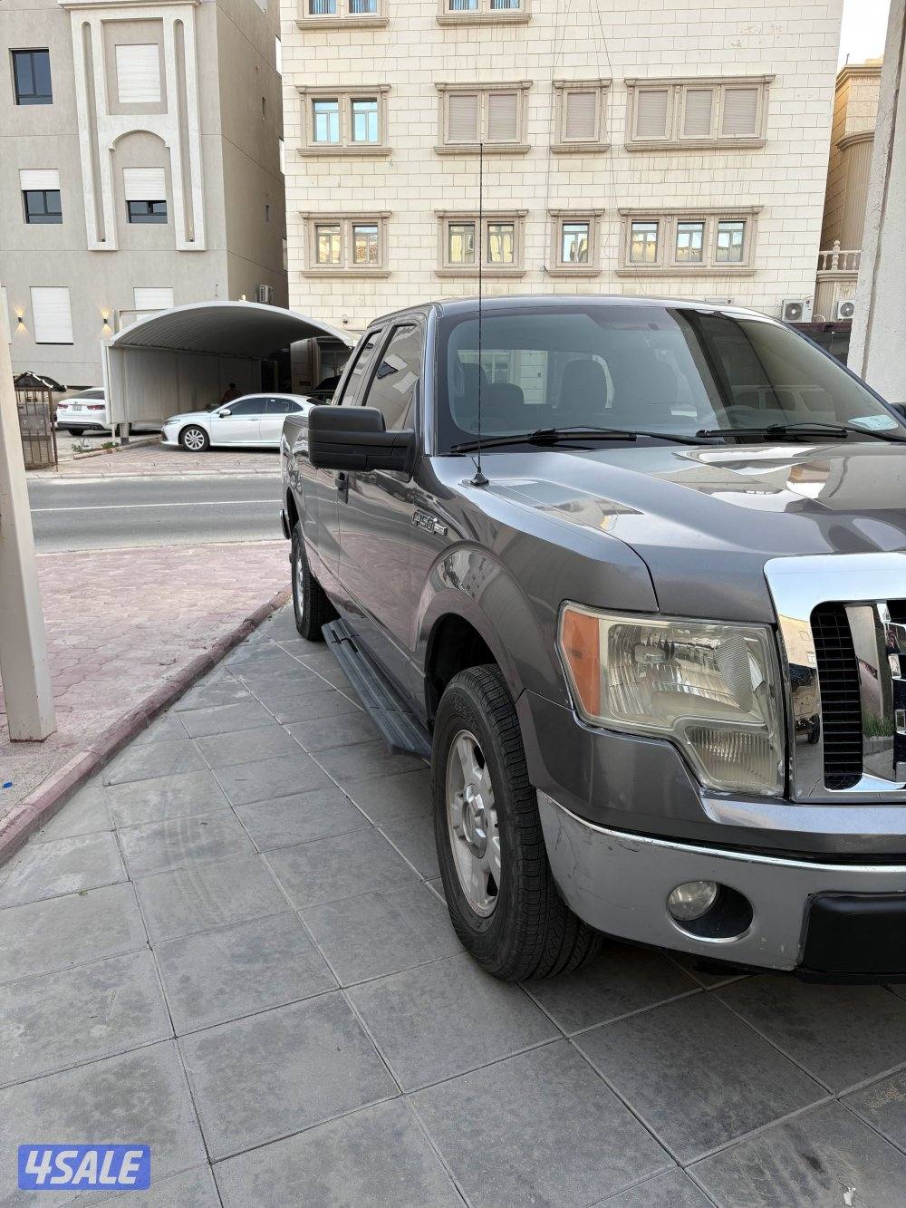 وانيت 20111_F150 ماشي260الف صبخ وكاله بدون دبل2