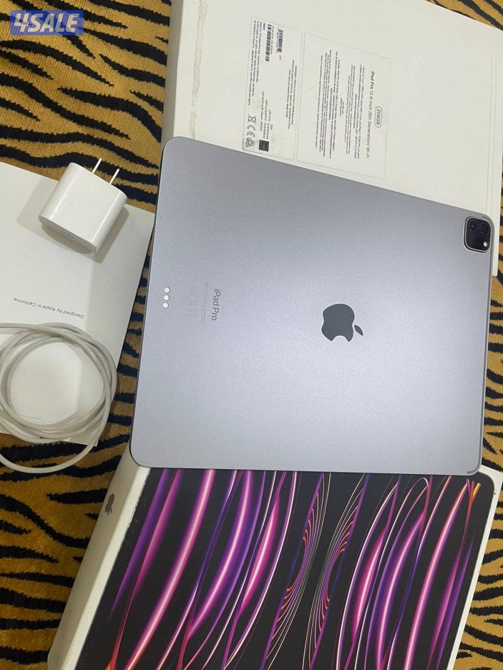 ايباد ابل برو 12.9 انش 256 قيقا الجيل السادس ام تو m2 بطارية 100 نظيف7