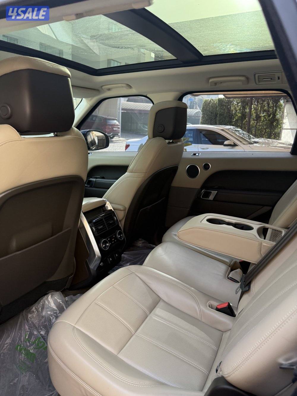 للبيع رنج روفر سبورت عداد ٦٠ الف بحالة الوكالة1