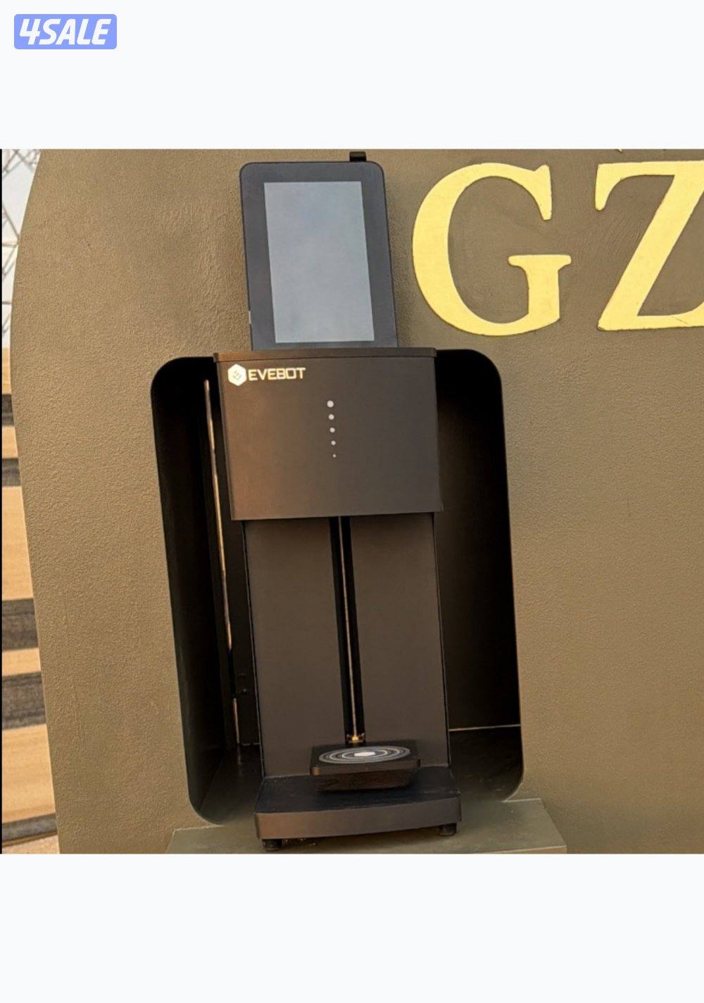 مكينة طباعة على القهوه ذاتيه استعمال نظيف جدااً ،ماصارلها ٣ شهور عندي0