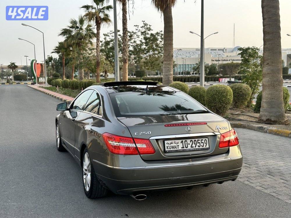 للبيع مرسيدس البشر4