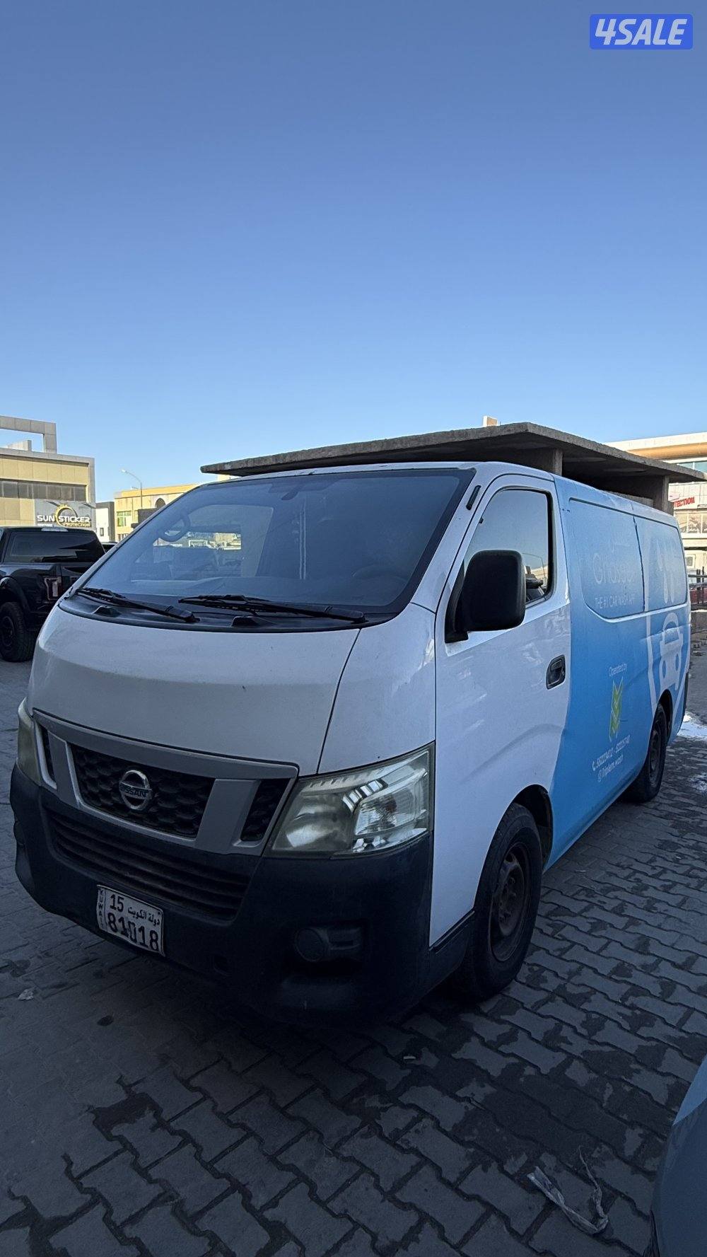 نيسان باص 2014 جديد كل شي شغال مع اجهزته حق الغسيل0