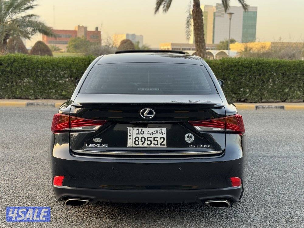 لكزس IS 300 موديل 2019 صبغ الوكاله بحاله الوكاله7