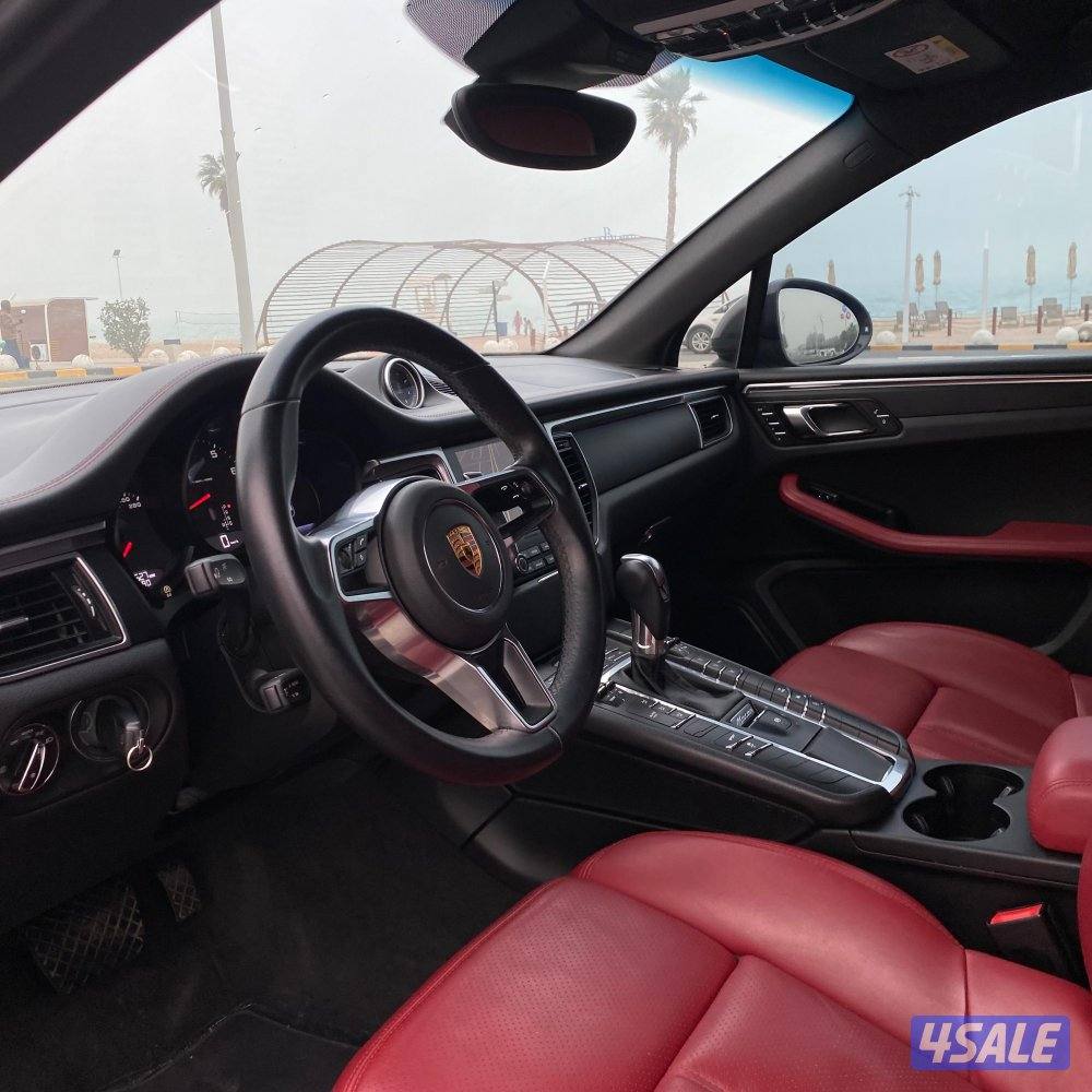 🔺بيع 🔺شراء 🔺تثمين 🔺

بورش مكان 
موديل 2018
عداد 94
وارد الوكاله 
ك7