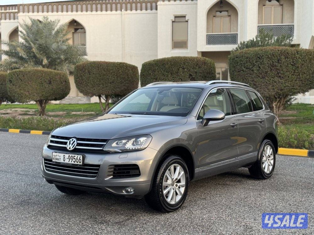 فولكس واجن طوارق موديل 2015 بحاله الوكاله شرط الفحص0