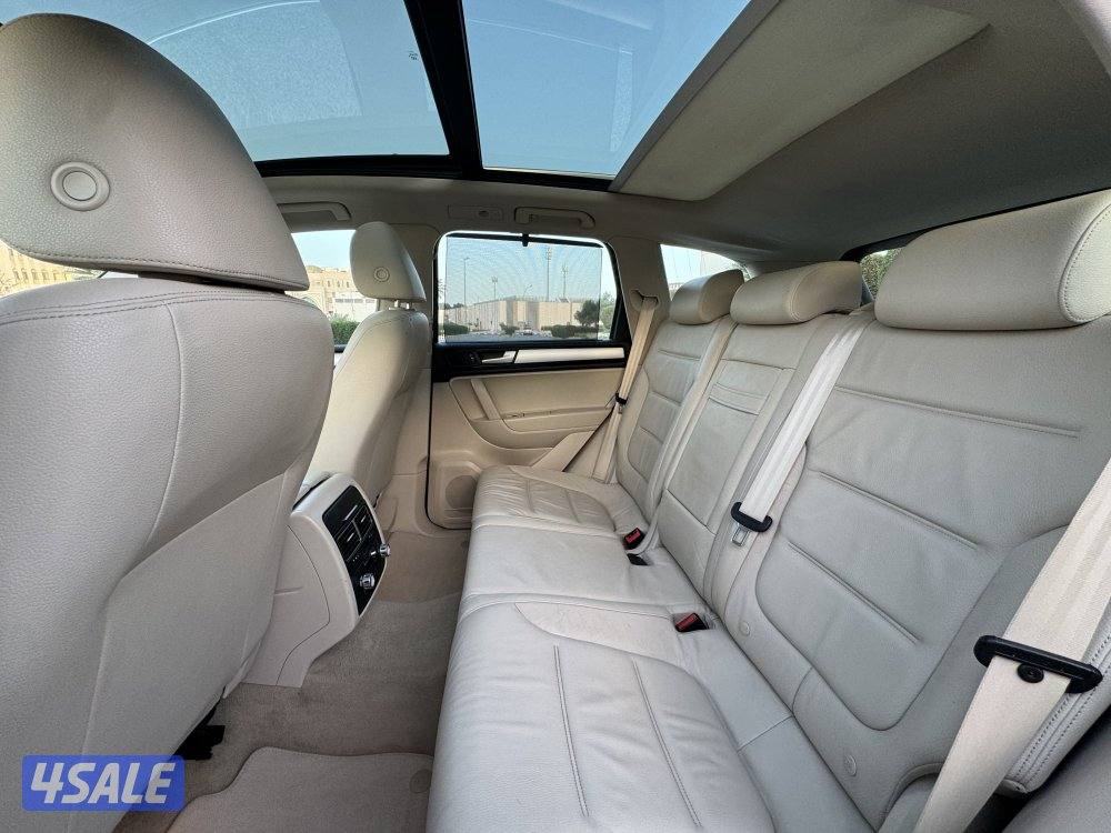 فولكس واجن طوارق موديل 2015 بحاله الوكاله شرط الفحص5