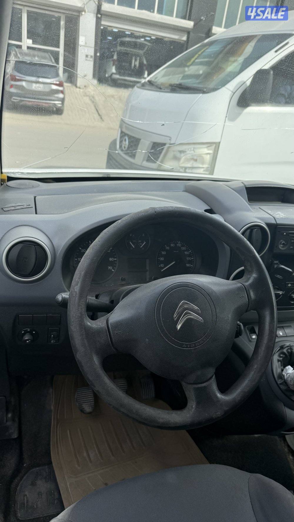 رينو دوكر جديد ومرتب3