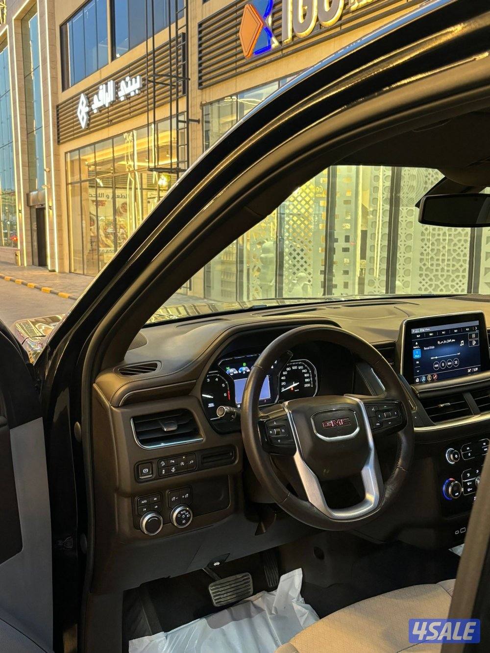 للبيع يوكن ٢٠٢١ دبل قير7