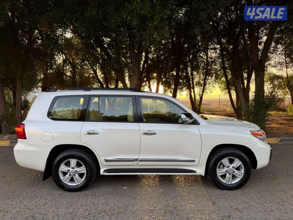 لاند كروز 2013 الساير عداد 280 الف1