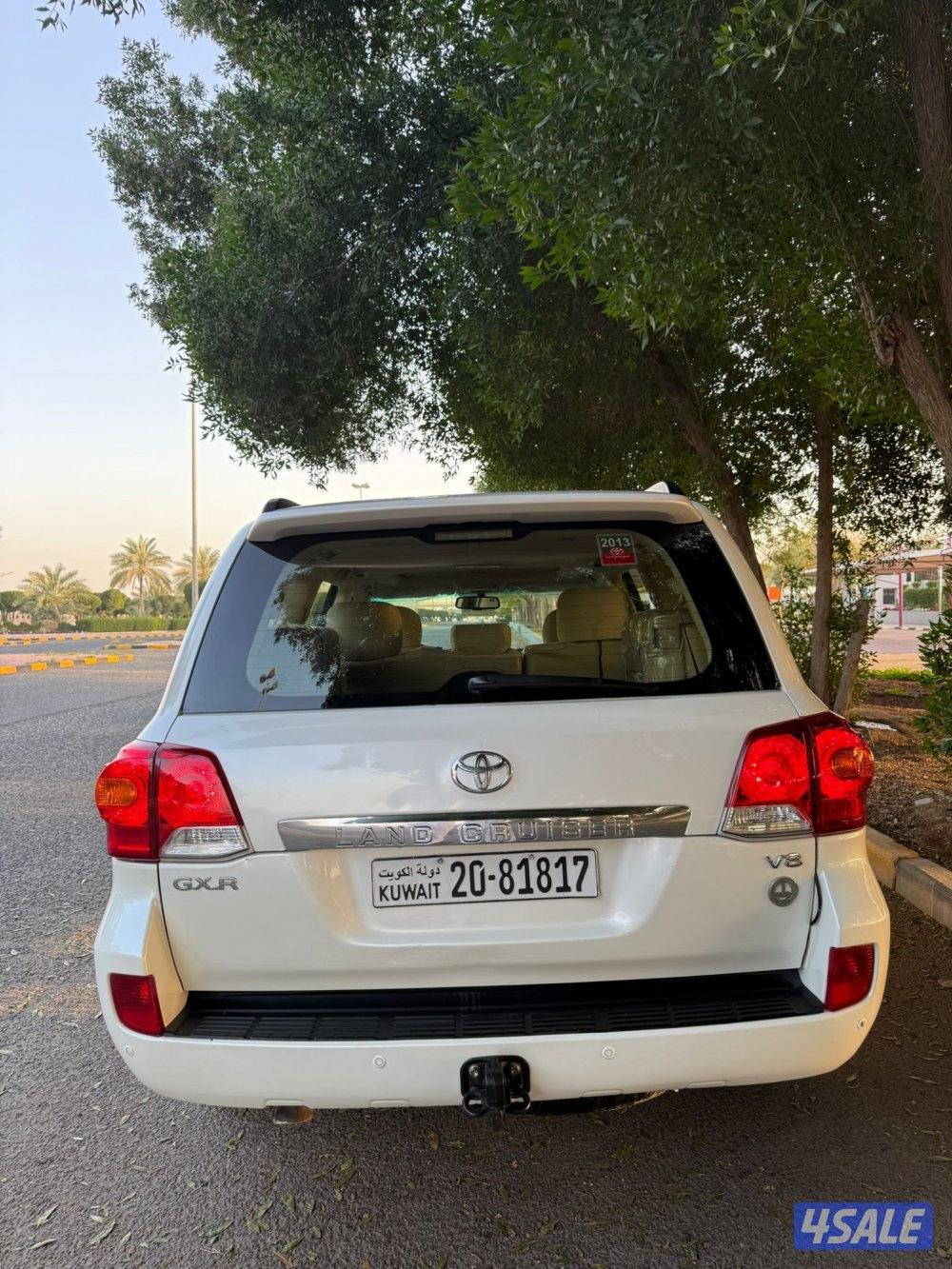 لاند كروز 2013 الساير عداد 280 الف5