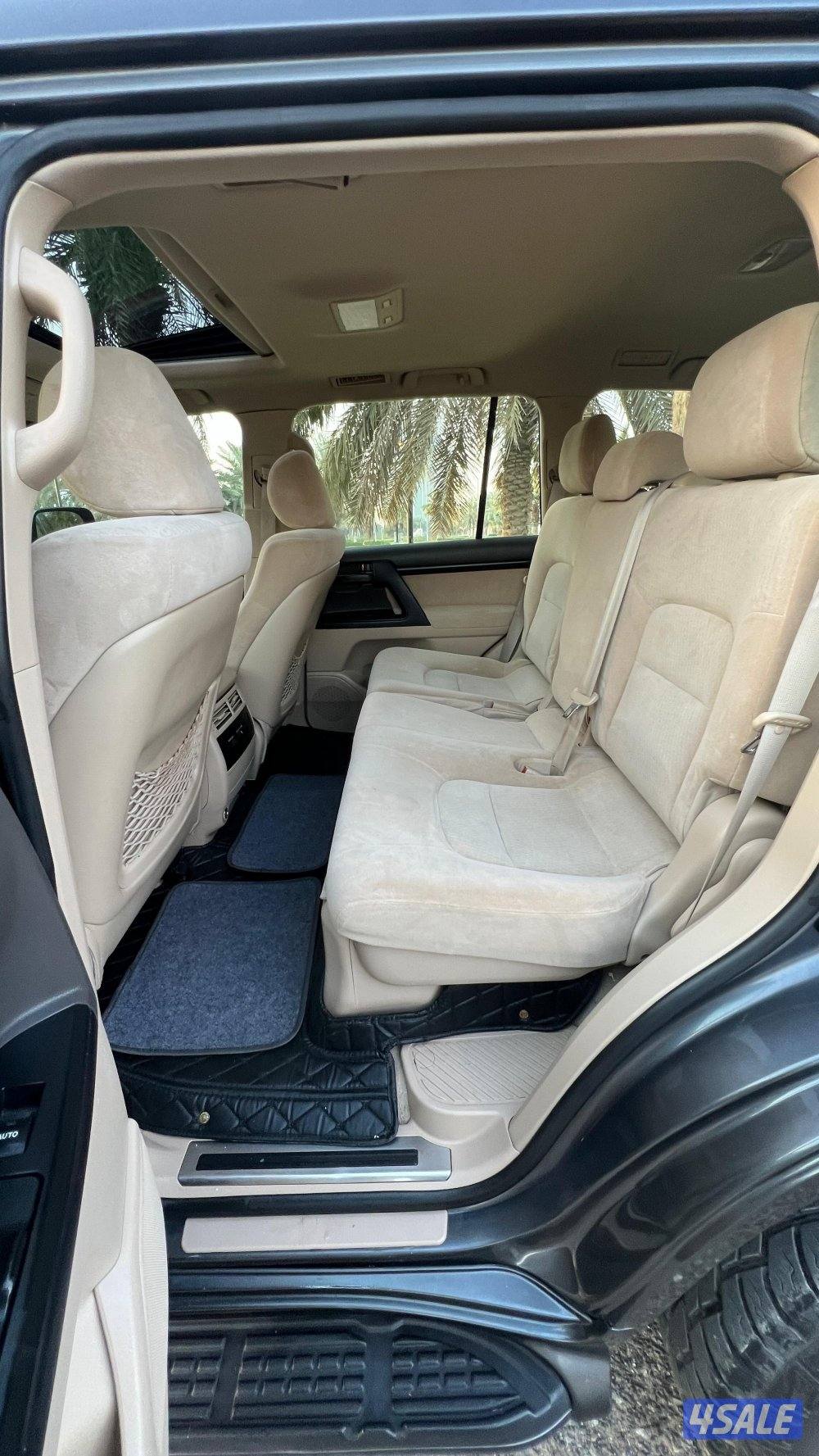 لاند كروزر9