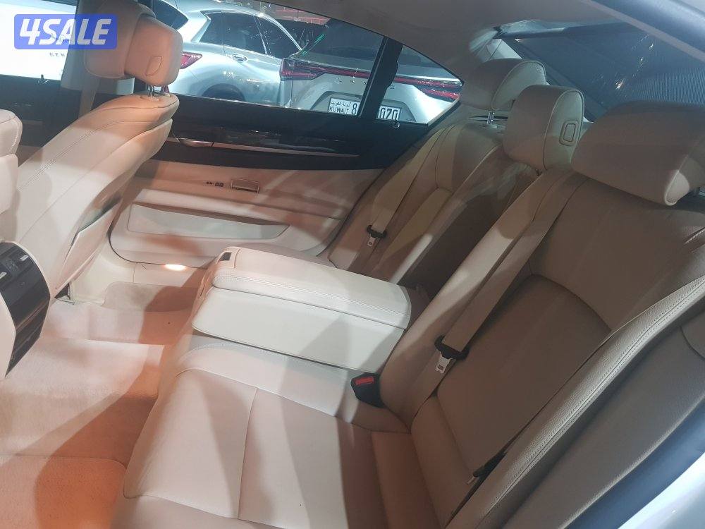 الشرق شارع خالد بن الوليد3