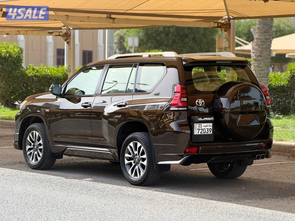 للبيع : تويوتا برادو TXL موديل : 2023 عداد : 52 الف1