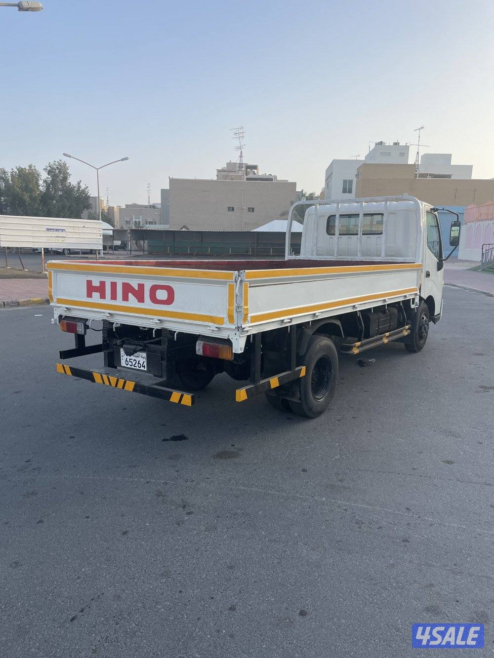 هاف لوري هينو 20203