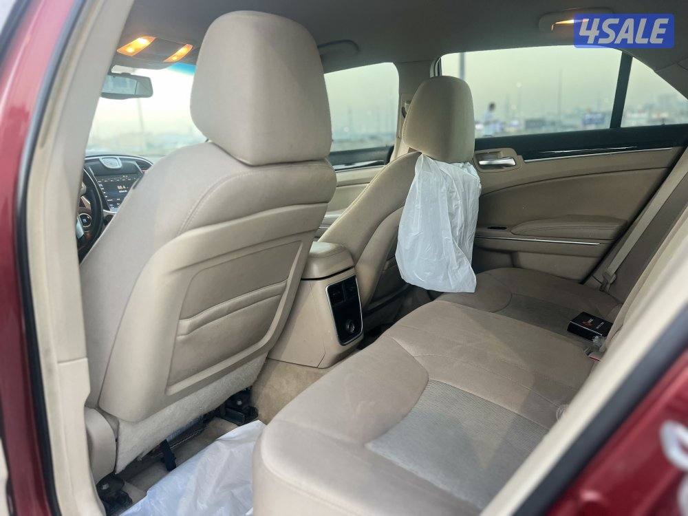 للبيع كرايزلر موديل 20137