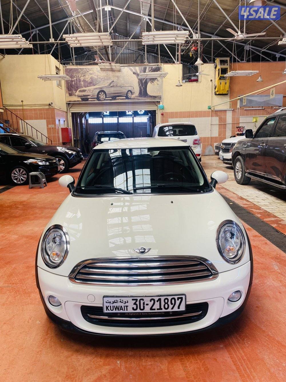 للبيع ميني كوبر موديل 2013 صبغ الوكالة عداد 85 ألف0