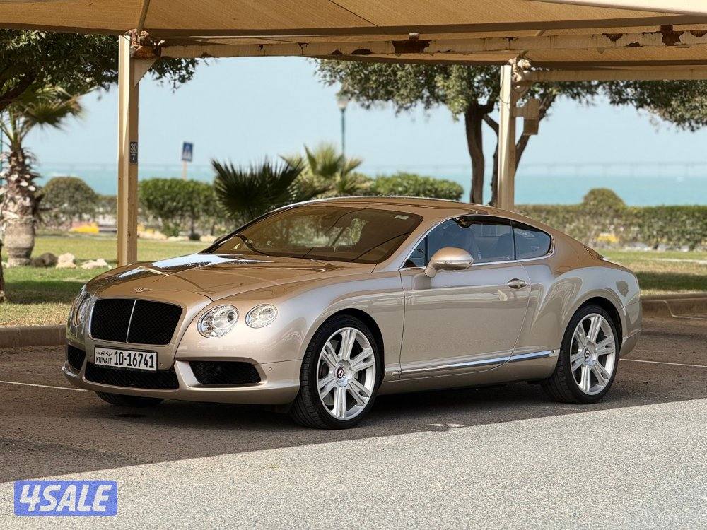 للبيع : بنتلي GT موديل : 2014 عداد : 78 الف0