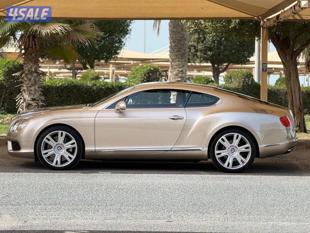 للبيع : بنتلي GT موديل : 2014 عداد : 78 الف1