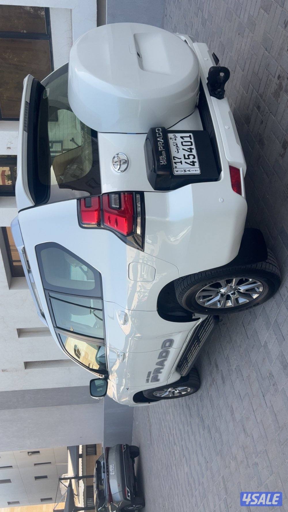 للبيع برادو موديل 2020 TXL شرط الفحص ماشي 933