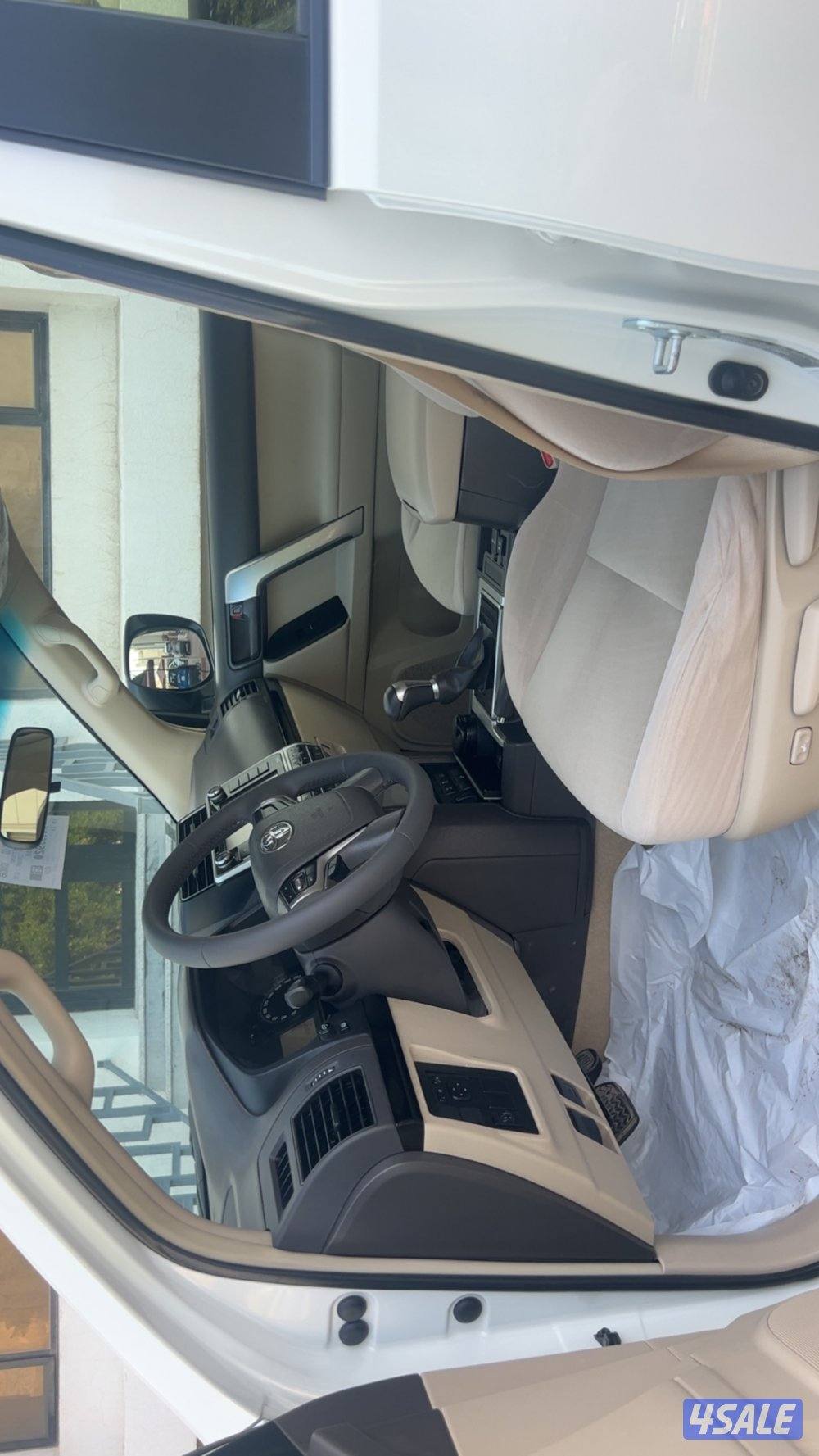 للبيع برادو موديل 2020 TXL شرط الفحص ماشي 934