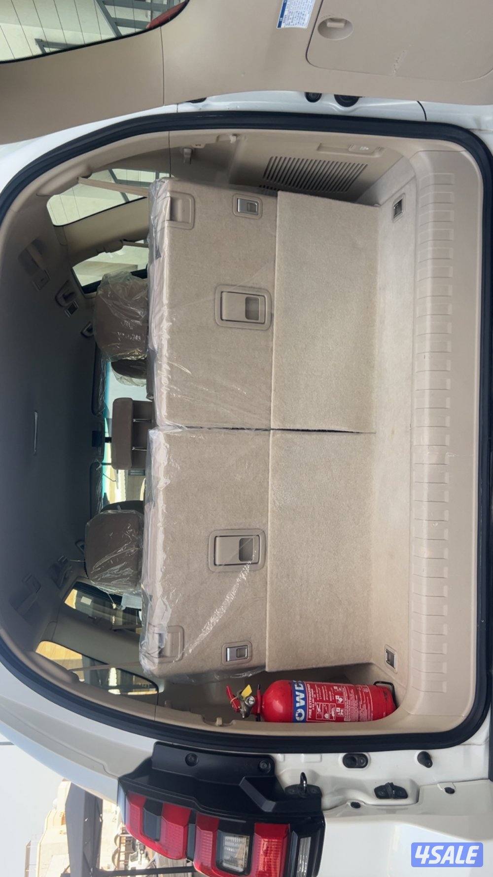 للبيع برادو موديل 2020 TXL شرط الفحص ماشي 936