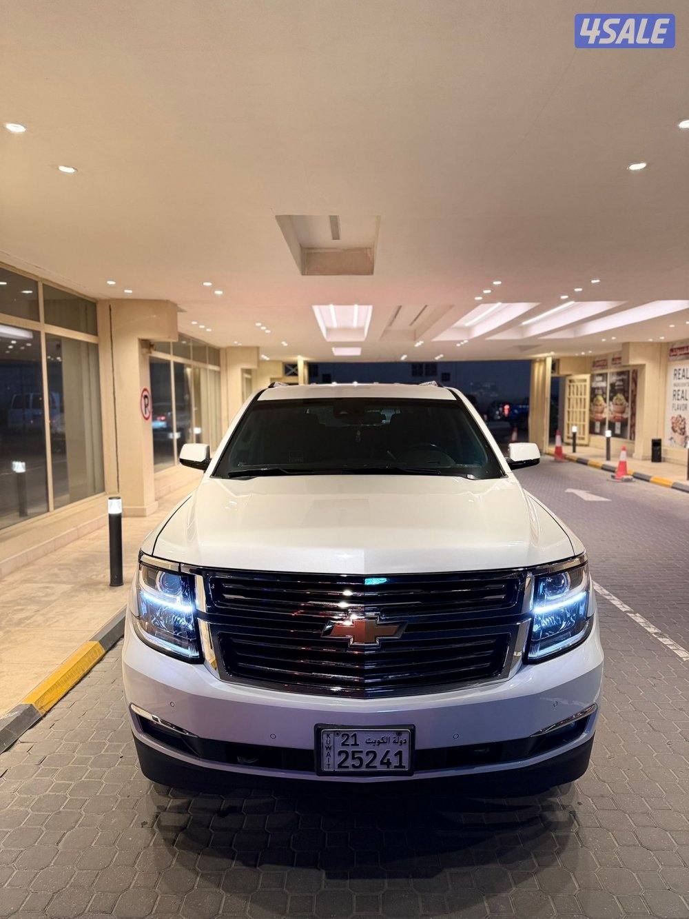 للبيع تاهو 2017 كروم اديشن ماشي 160 الف كيلو0