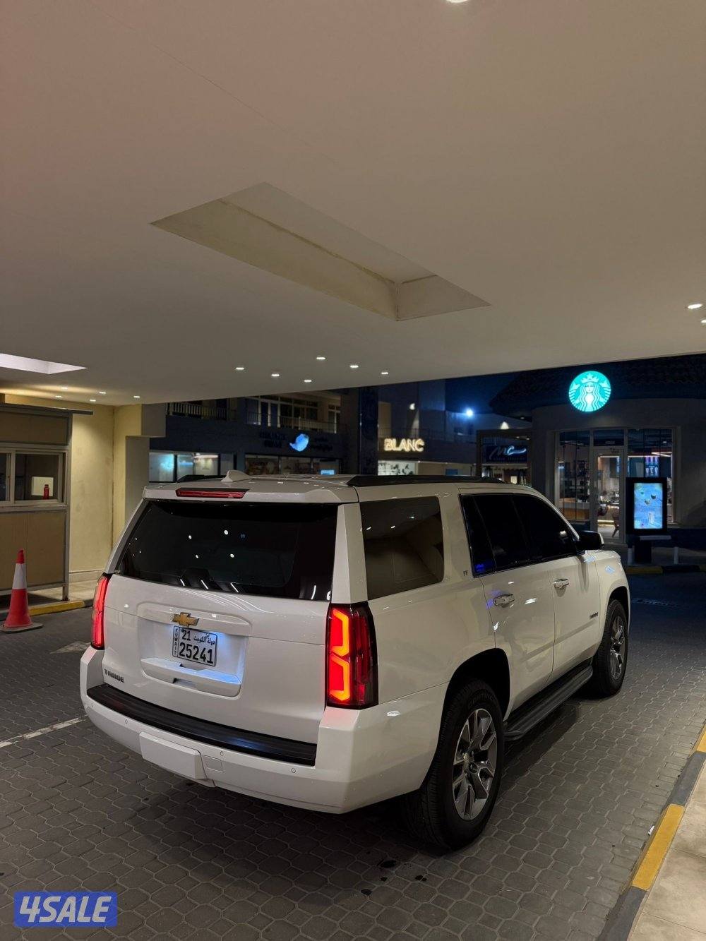 للبيع تاهو 2017 كروم اديشن ماشي 160 الف كيلو4