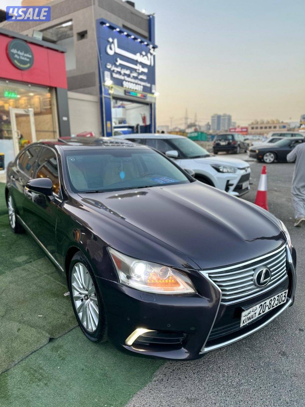 للبيع لكزس LS 460 موديل 20130