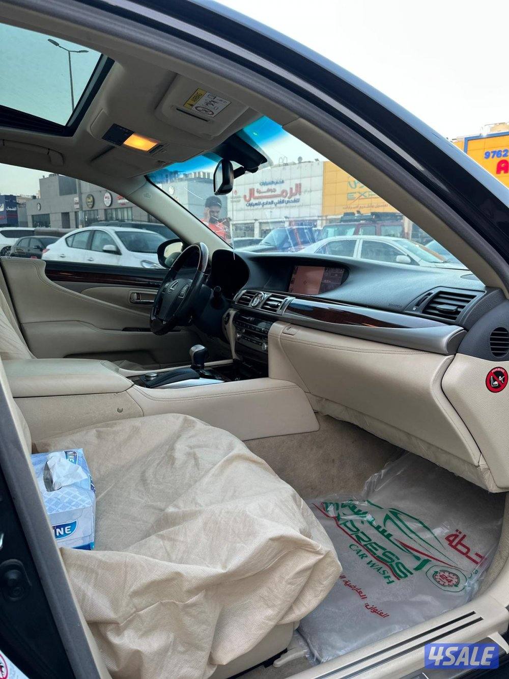 للبيع لكزس LS 460 موديل 20137