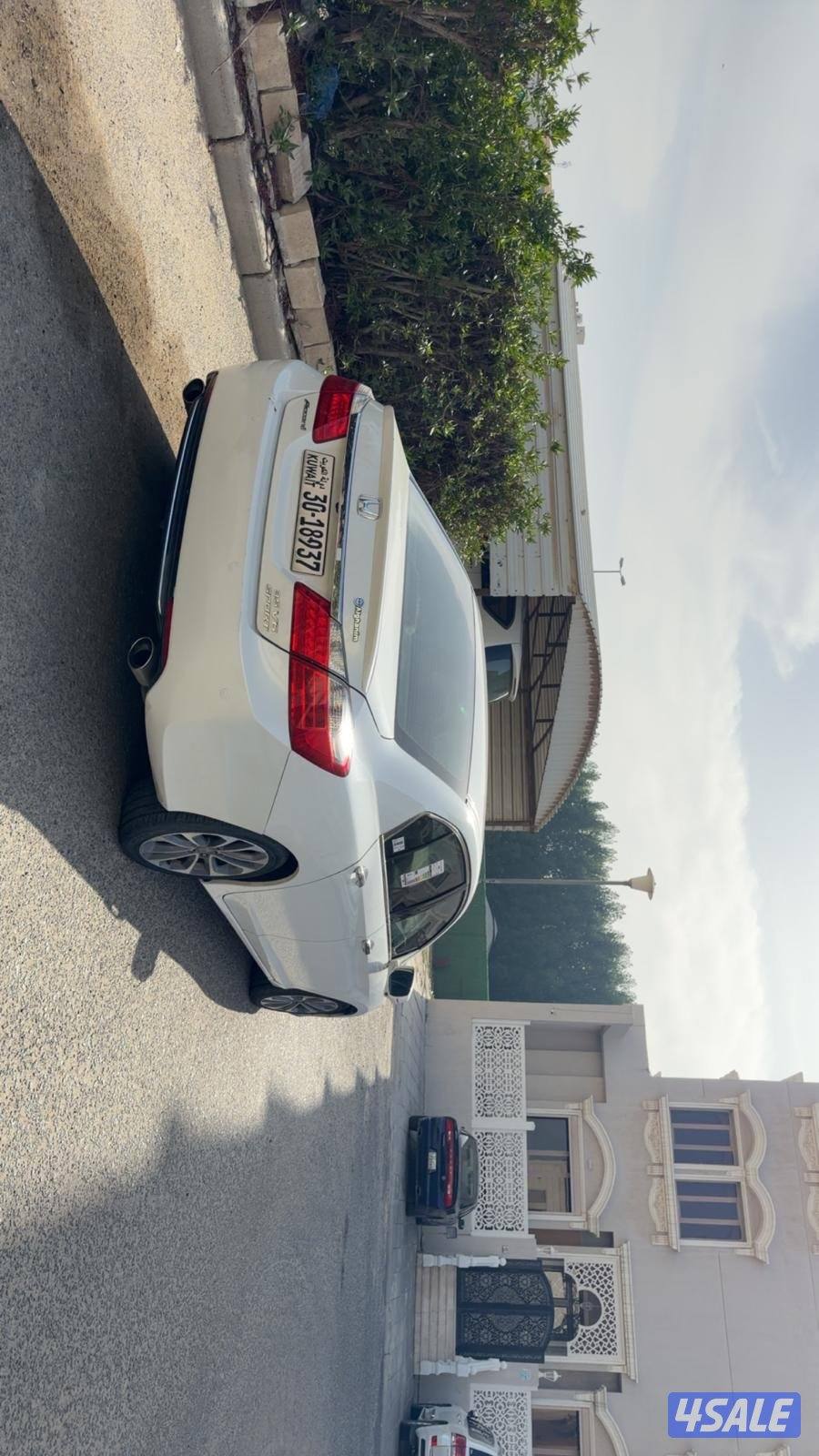 للبيع هوندا اكورد كامل الموصفات شرط الفحص جير مكينه شاصي ماشي  الف 1154