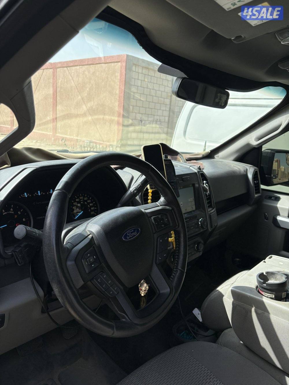 للبيع وانيت f150 بدون دبل7