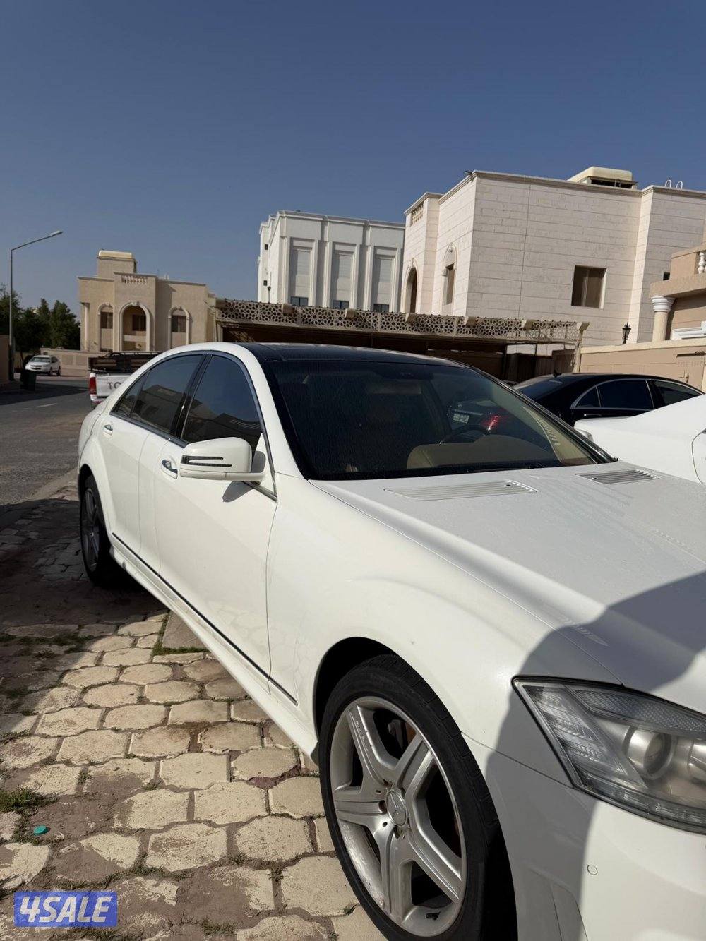 للبيع مورسيدس حجم s500 نظيفه موديل 20063