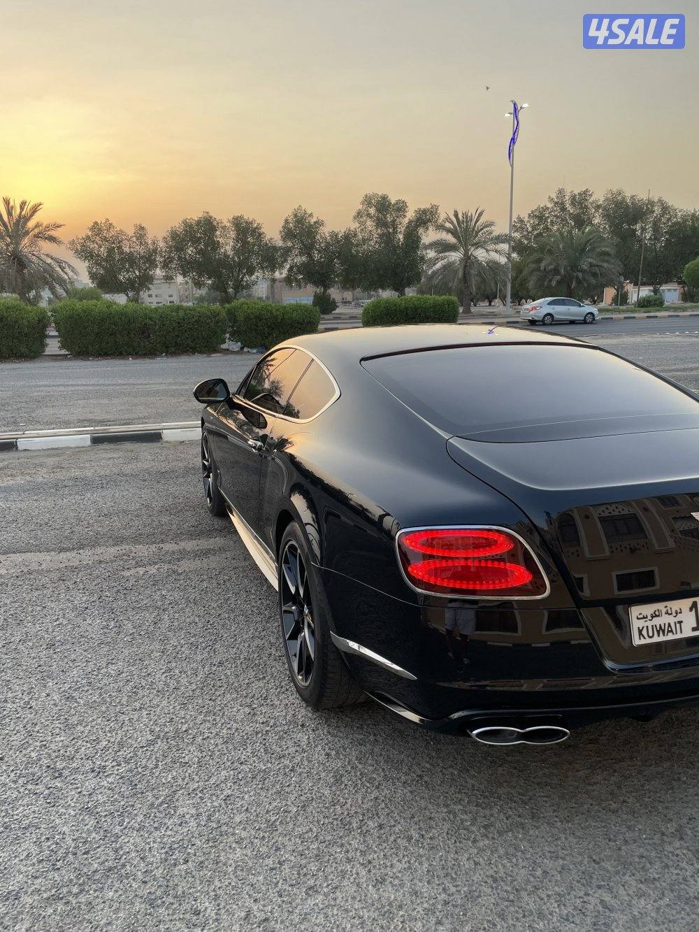 الرجاء التواصل عبرالوتساللبيع ولا ارغب بالبدل بنتلي V8S كامل المواصفات4