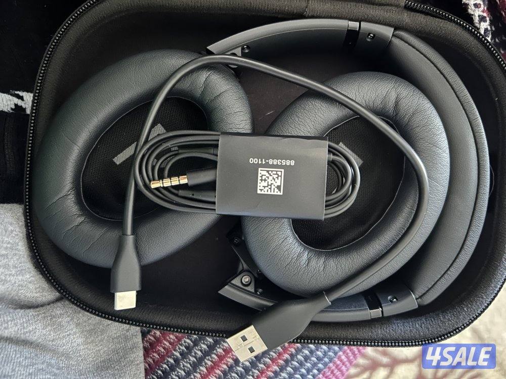 bose Quit comfort headphones noise cancellation high fidelity audio0