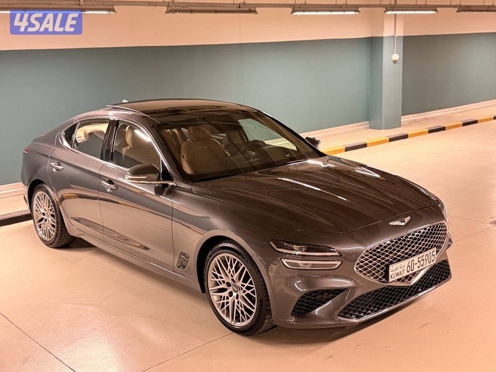 للبيع جينسيس G70 عداد 332