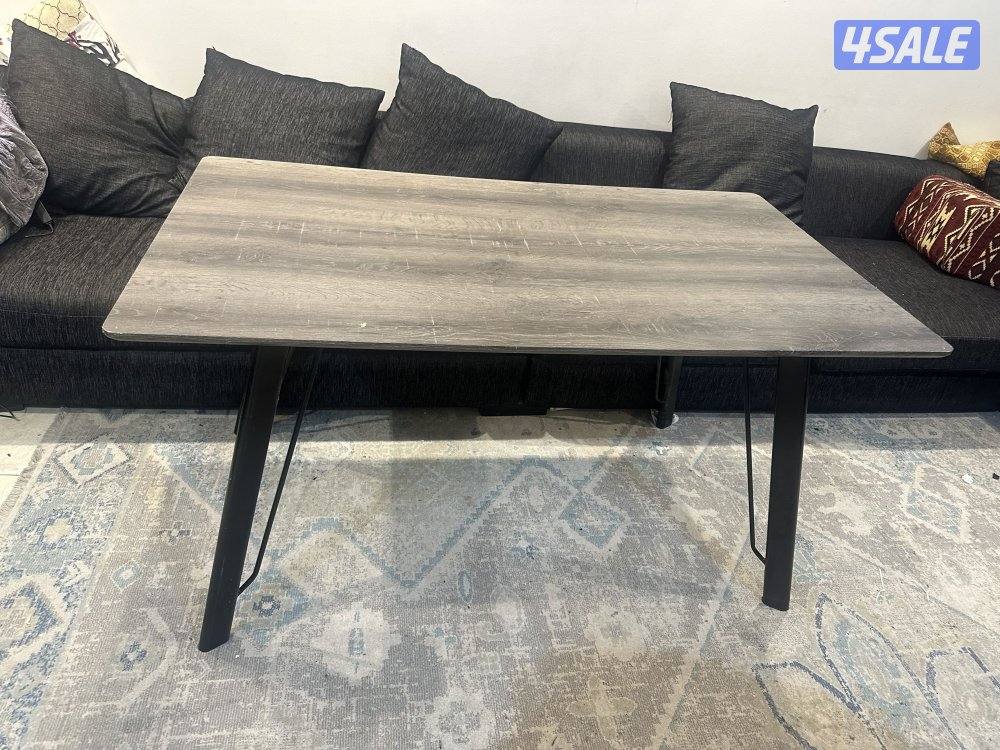 طاولة طعام للبيع1