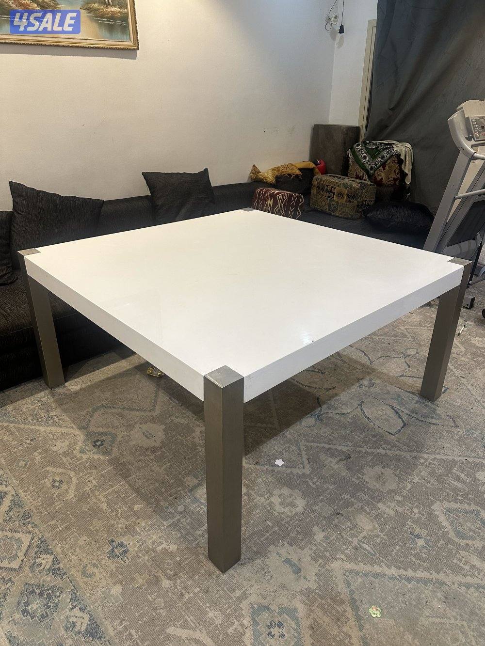 طاولة طعام للبيع2