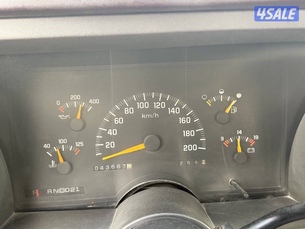 جمس سكس ويل مخزن عداد 43 الف فقط بحالة المصنع كالجديد مخزن بحاله نادره1