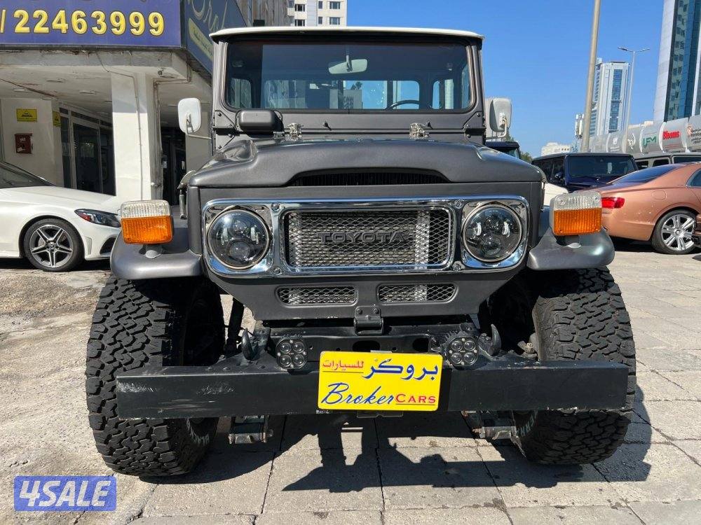 تويوتا لاندكروزر…وانيت…موديل 19831