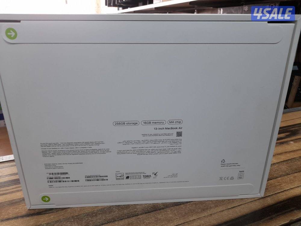 ماك بوك اير M41